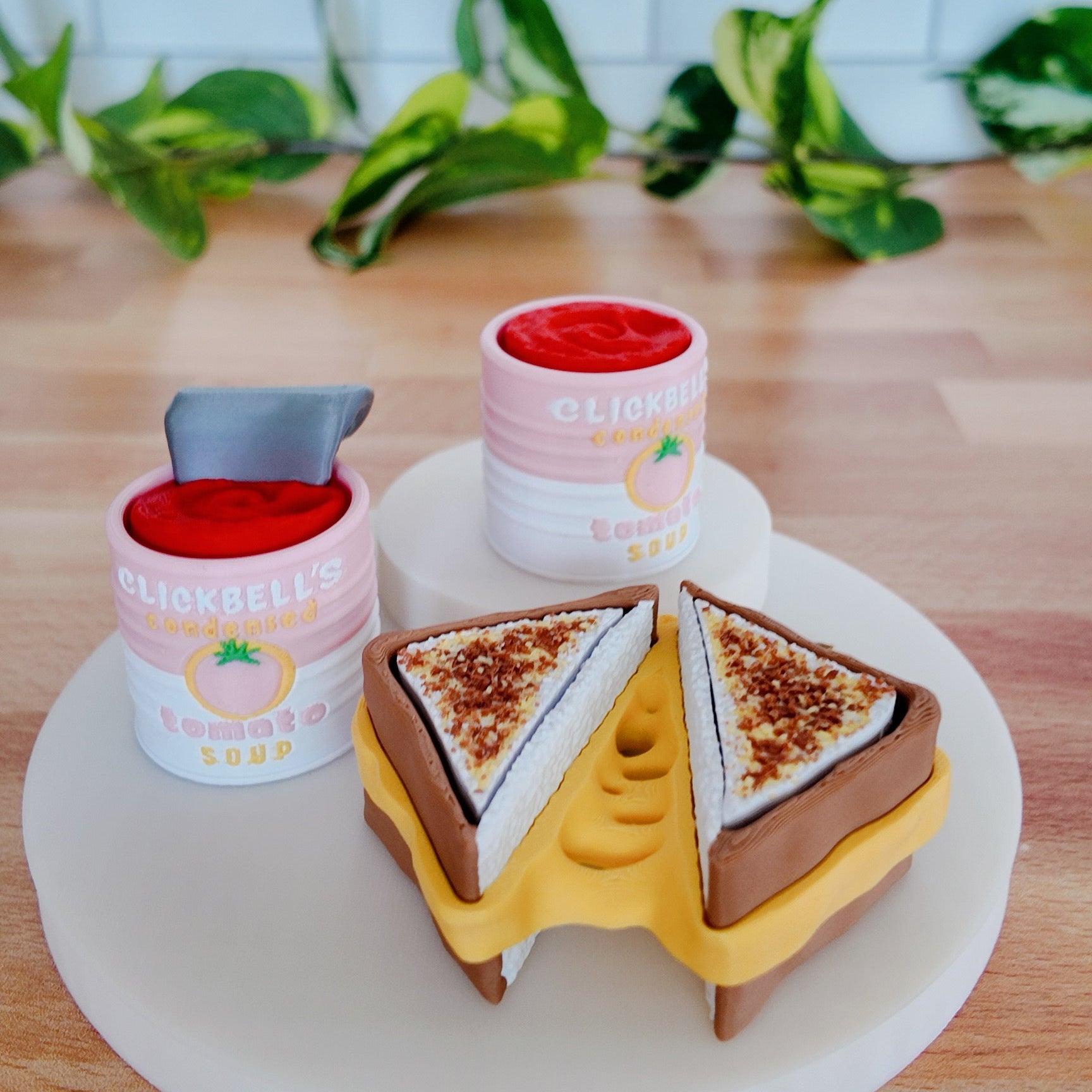 Grilled Cheese 3D Fidget Clicker with Tomato Soup Charm – Satisfying ASMR Keychain - | Happie Potato Image 1