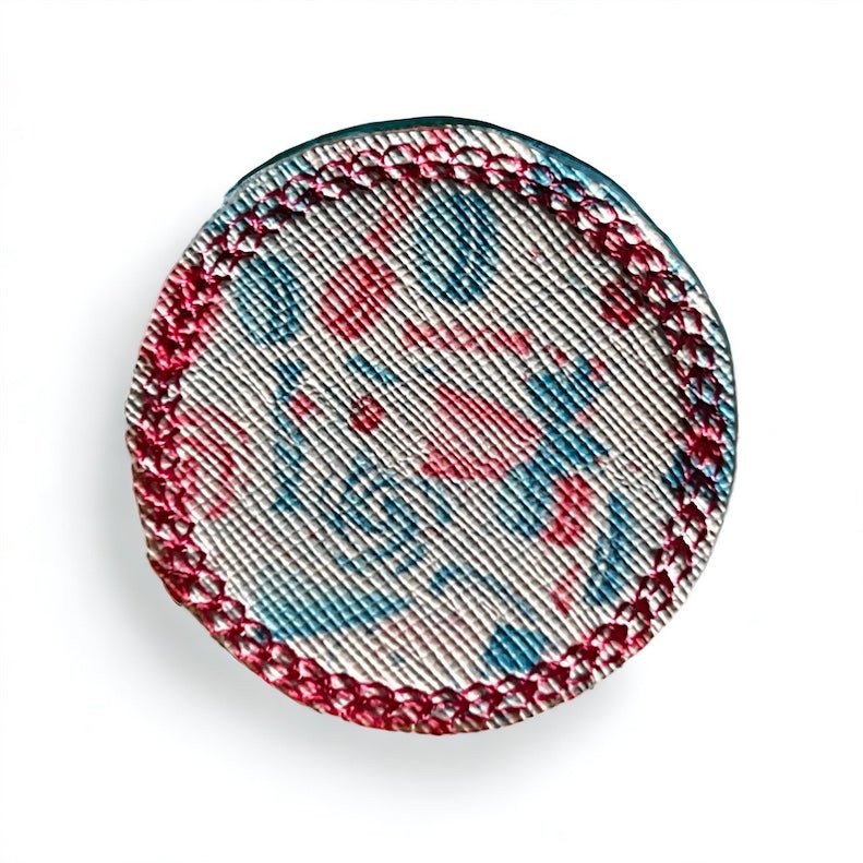 Vinyl Magical Christmas Mouse Badge Topper + Reel - | Happie Potato Image 1