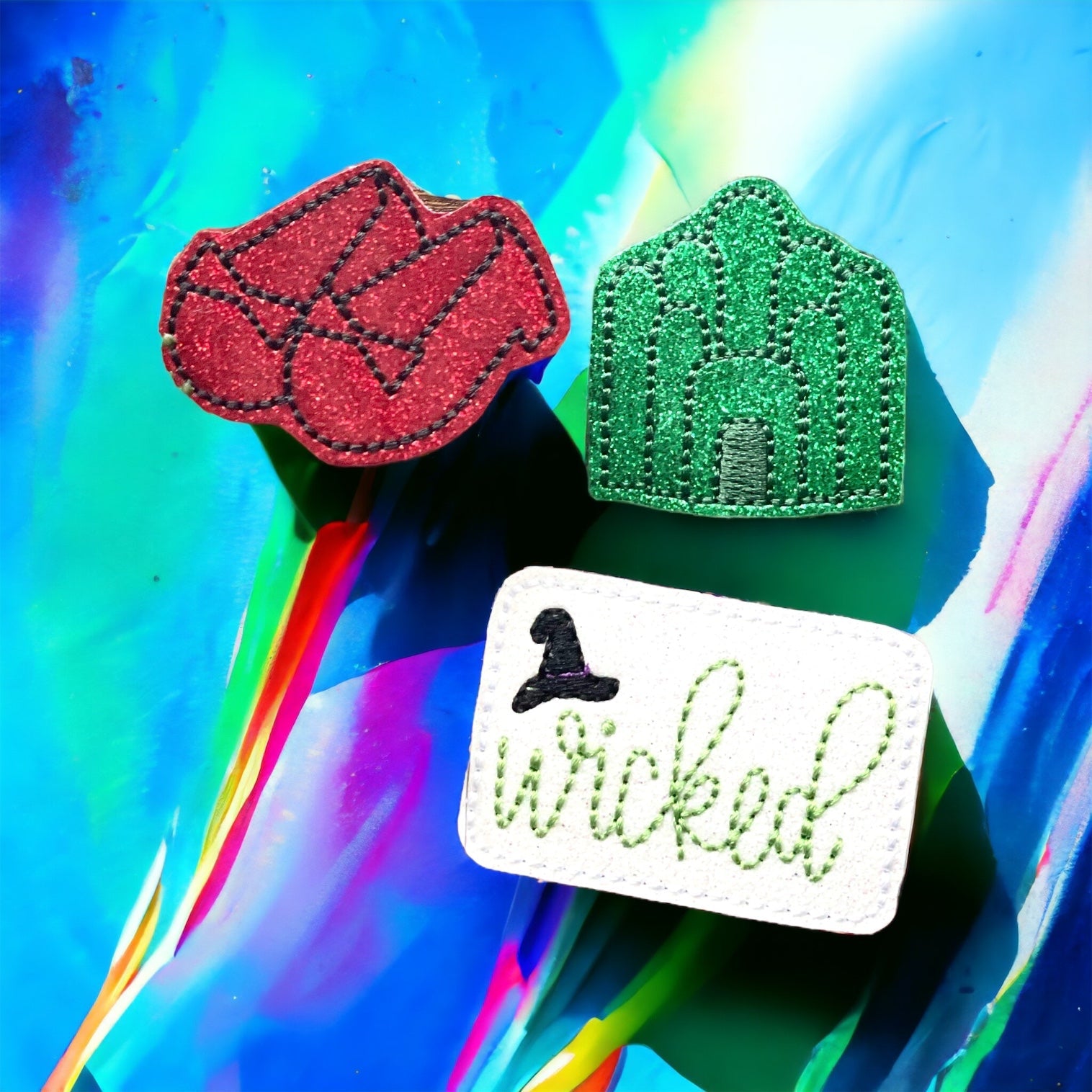 Vinyl Wizard of Oz Badge Topper + Reel - | Happie Potato Image 2