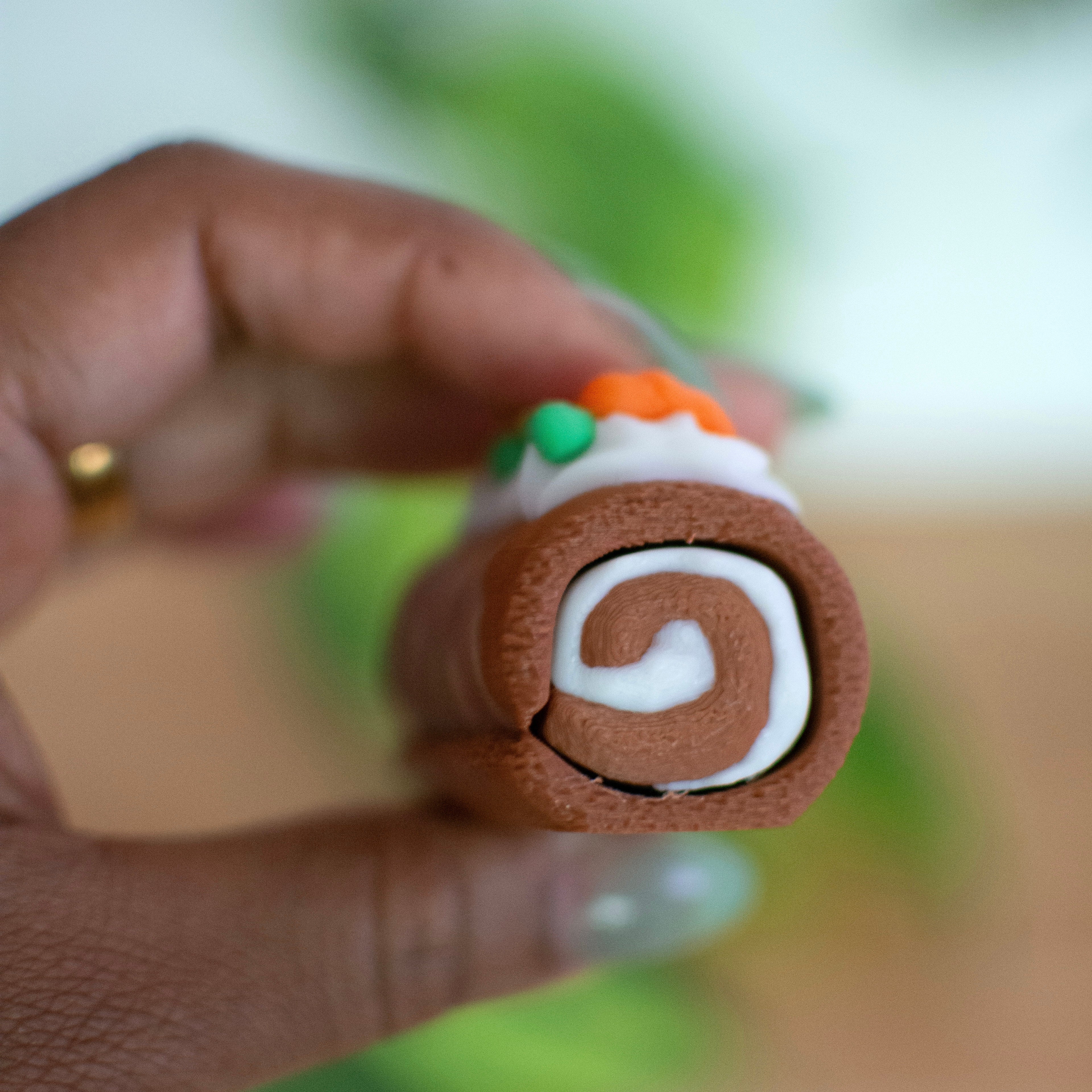 Carrot Cake Roll Fidget Clicker - Satisfying ASMR Toy - | Happie Potato Image 3