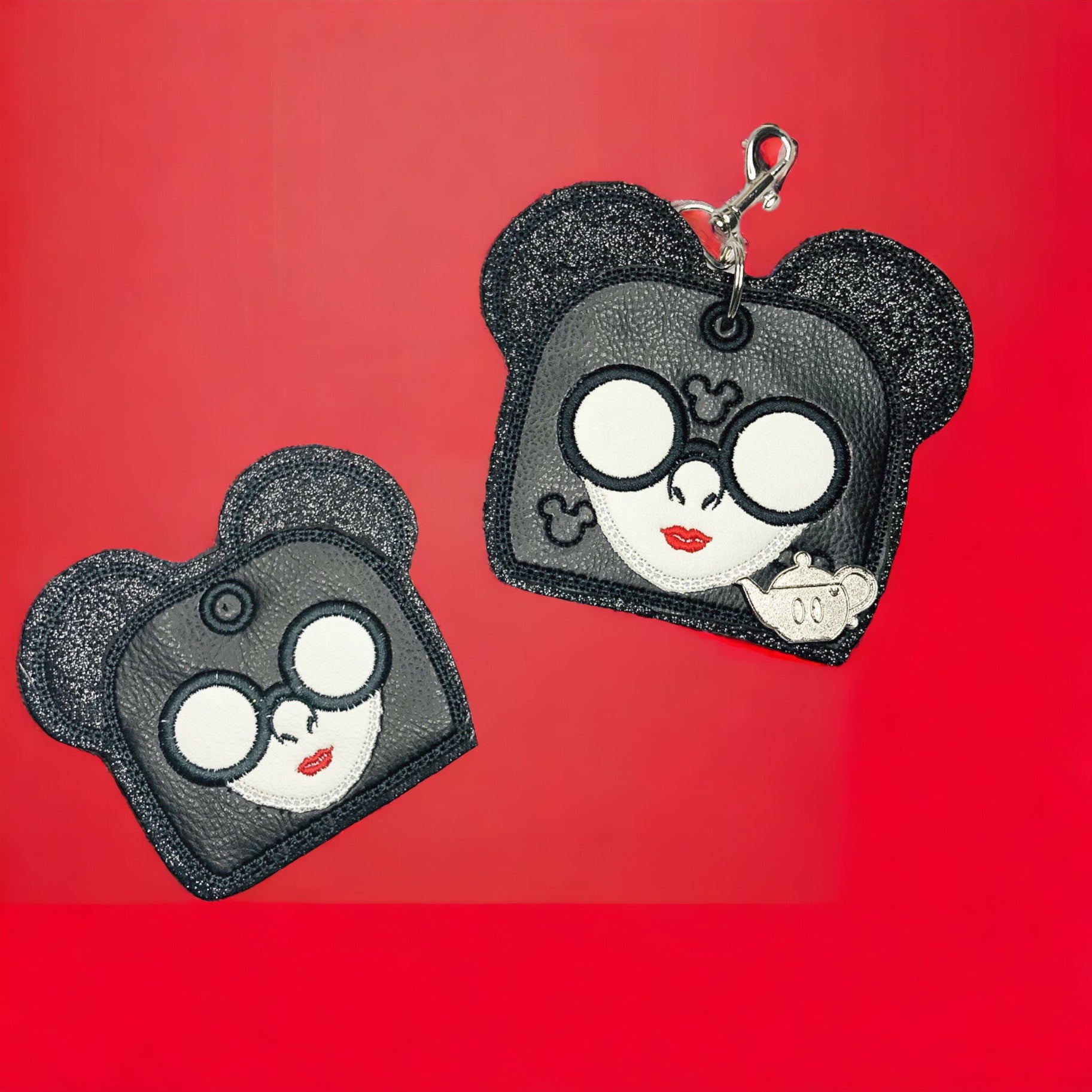 The Incredibles Edna Keychain - | Happie Potato Image 2