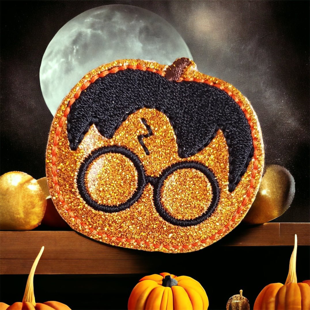 Vinyl Potter Pumpkin Badge Topper + Reel - | Happie Potato Image 2