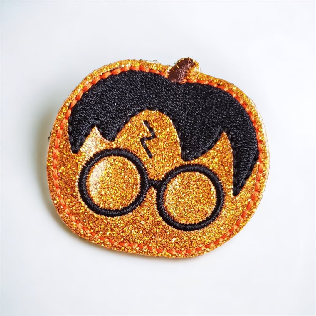 Vinyl Potter Pumpkin Badge Topper + Reel - | Happie Potato Image 1