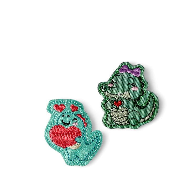 Vinyl Dragon With Heart Badge Topper + Reel - | Happie Potato Image 1