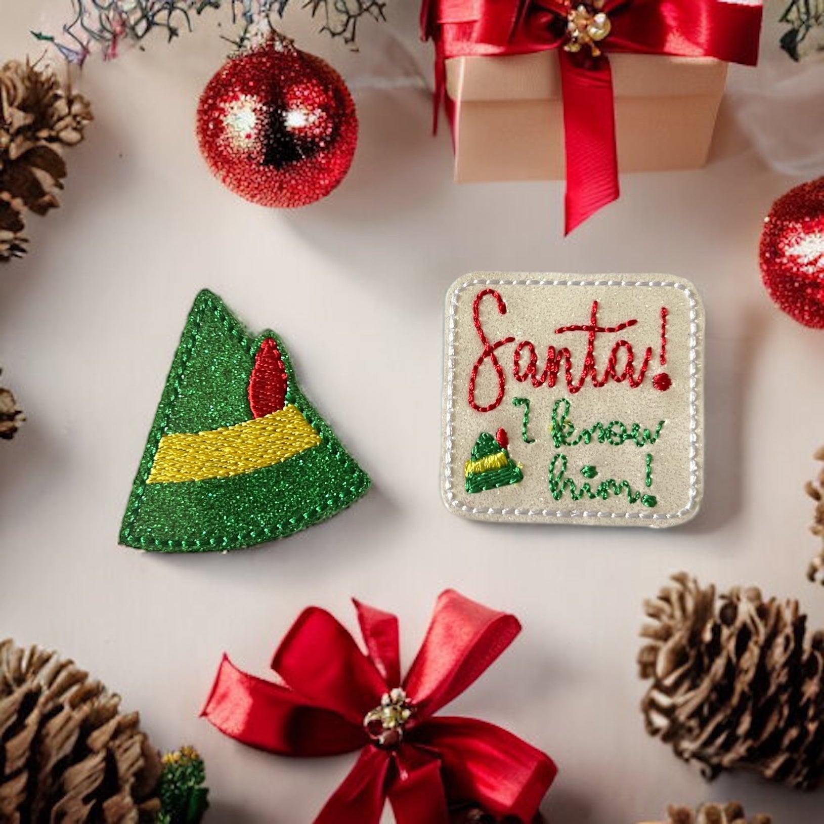 Vinyl Santa I Know Him Badge Topper + Reel - | Happie Potato Image 2