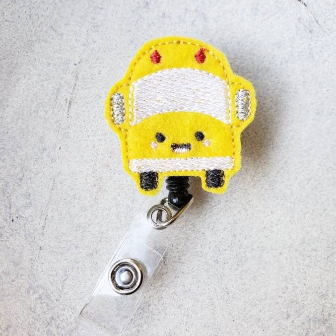 Felt School Bus Badge Topper + Reel - | Happie Potato Image 2