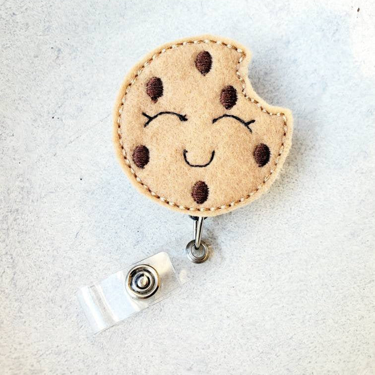 Cute Cookie Badge Topper + Reel - | Happie Potato Image 2