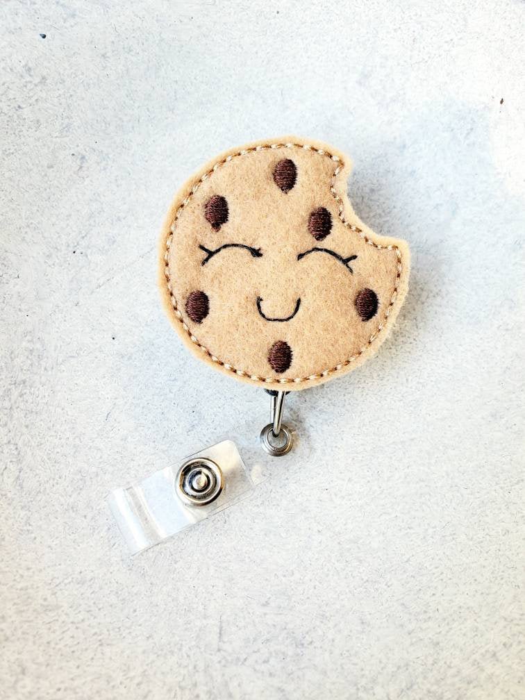 Cute Cookie Badge Topper + Reel - | Happie Potato Image 2