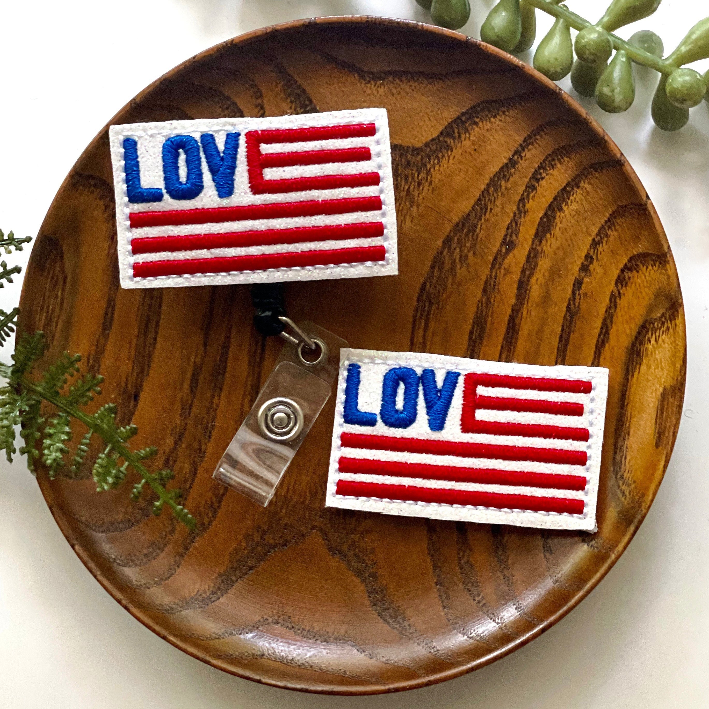 Vinyl Love American Flag Badge Topper + Reel - | Happie Potato Image 2