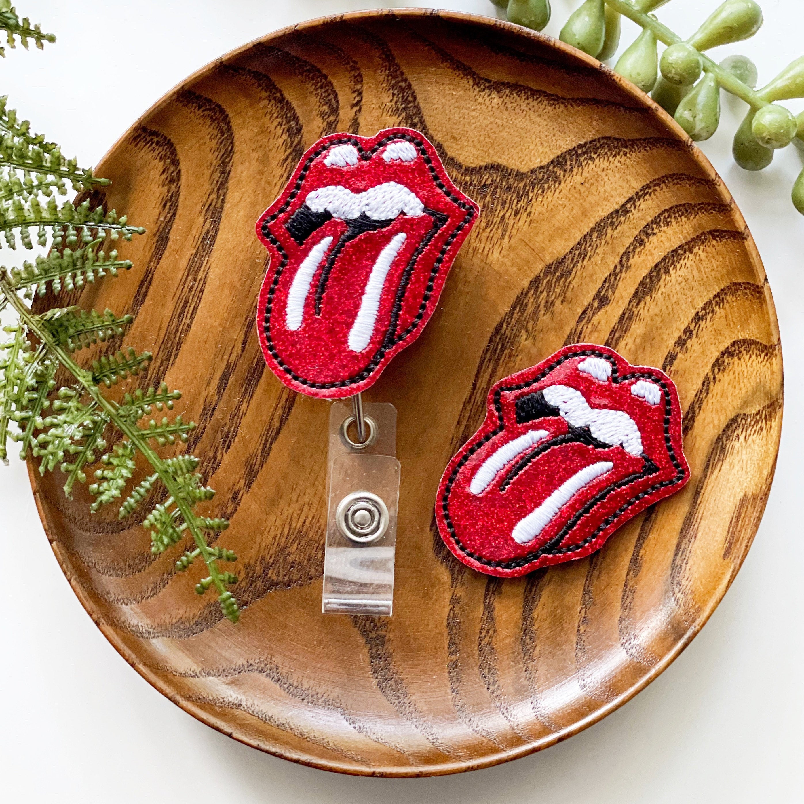 Vinyl Rolling Stones Lips Badge Topper + Reel - | Happie Potato Image 2