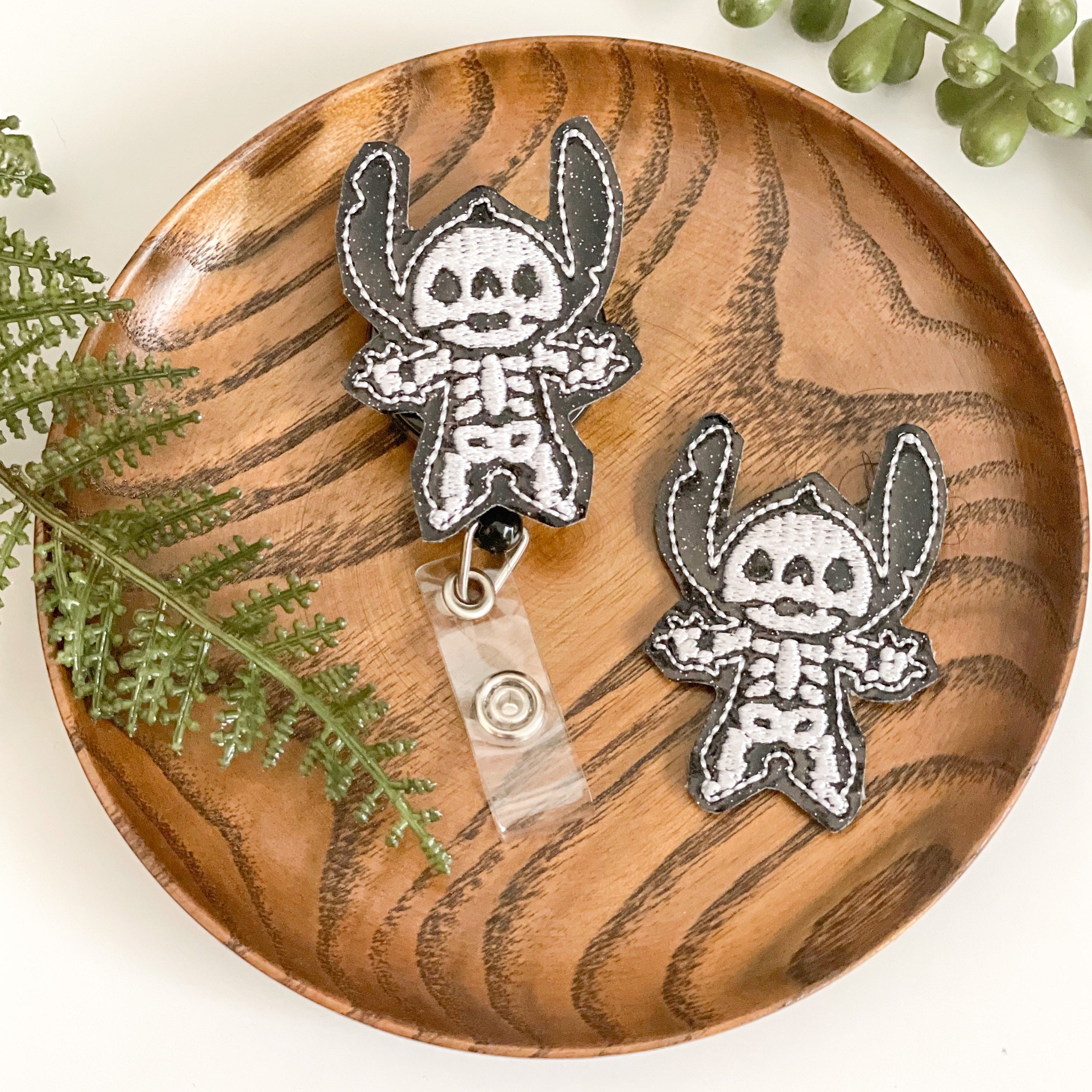 Vinyl Stitch Skeleton Badge Topper + Reel - | Happie Potato Image 2