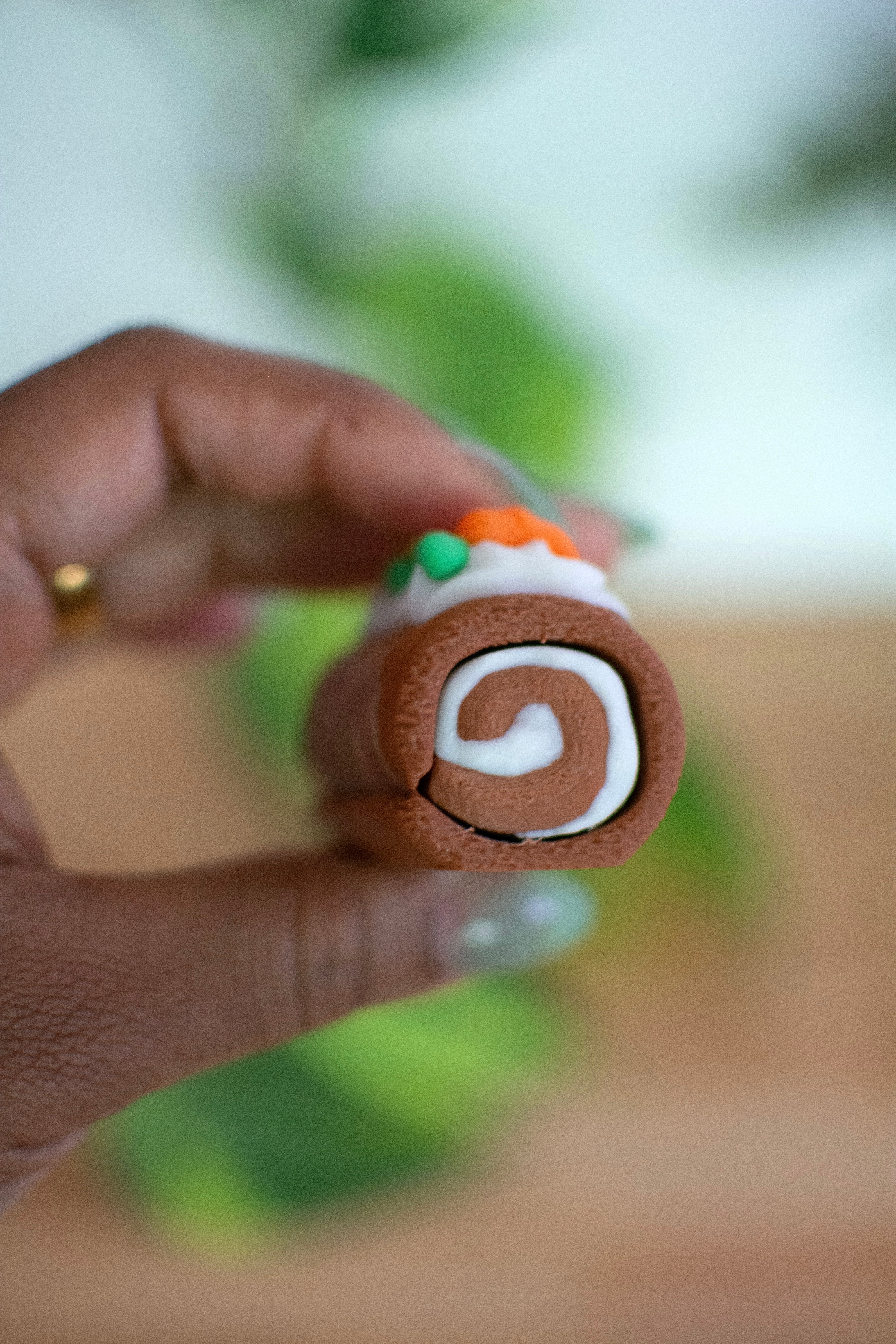 Carrot Cake Roll Fidget Clicker - Satisfying ASMR Toy - | Happie Potato Image 3
