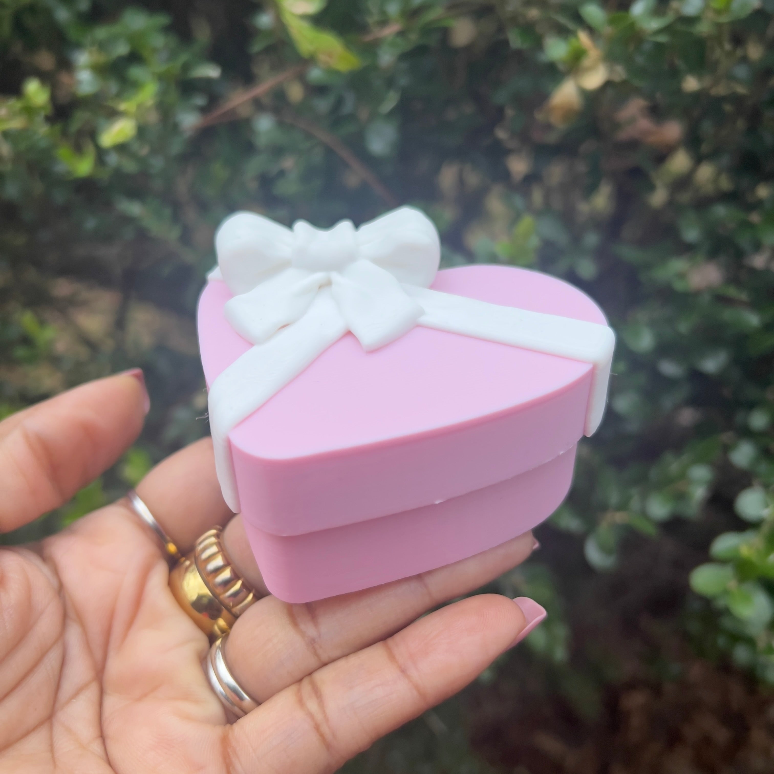 Valentines Heart Box 3D Clicker - | Happie Potato Image 3