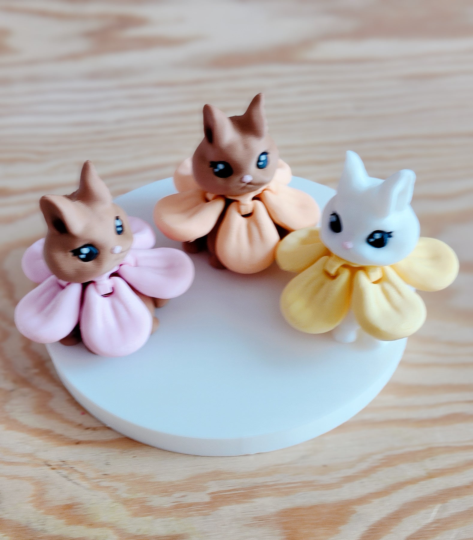 Articulated Blossom Bunny Fidget - | Happie Potato Image 1